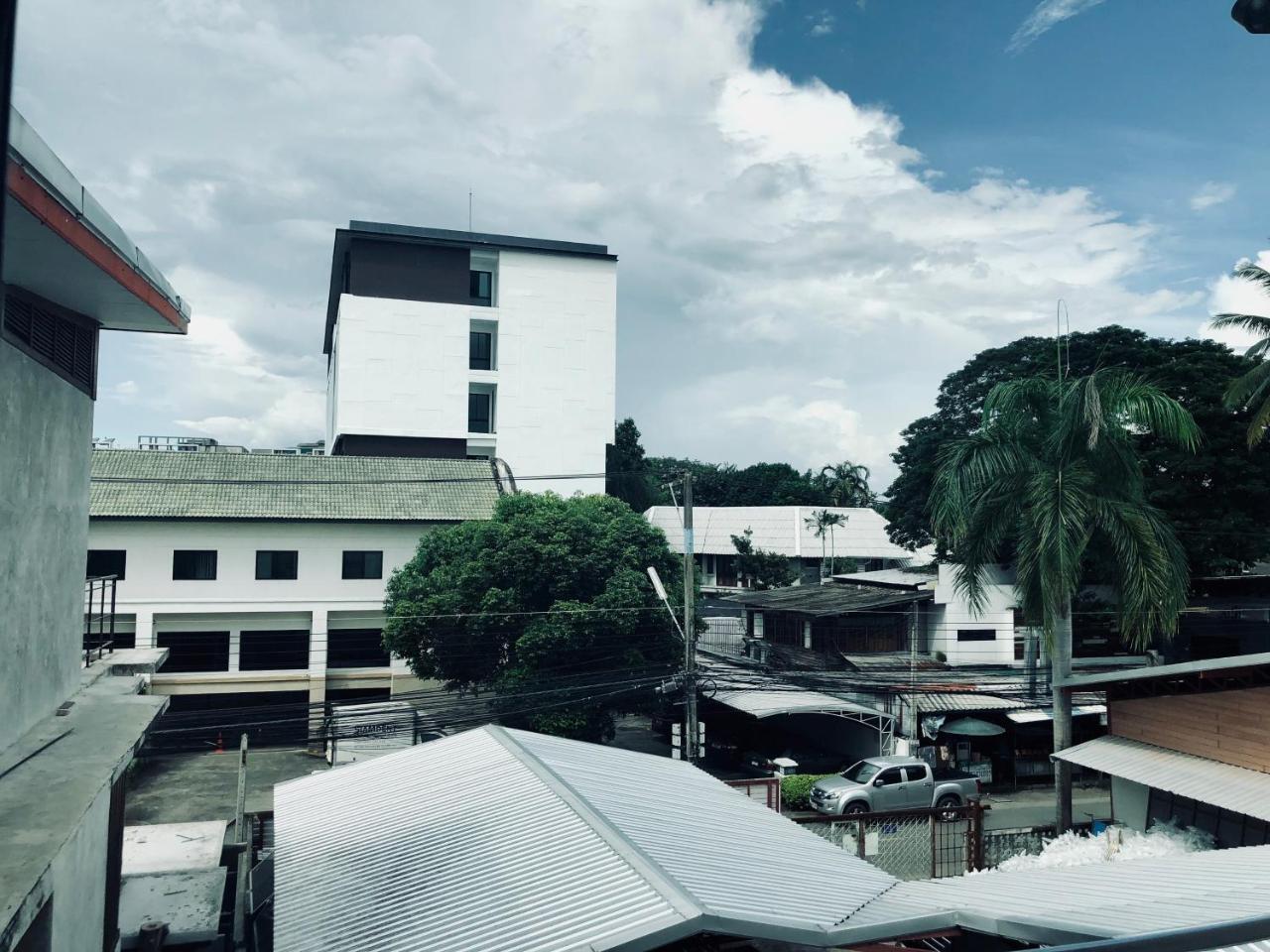 Hotel Lis Nimman Chiang Mai Exterior foto